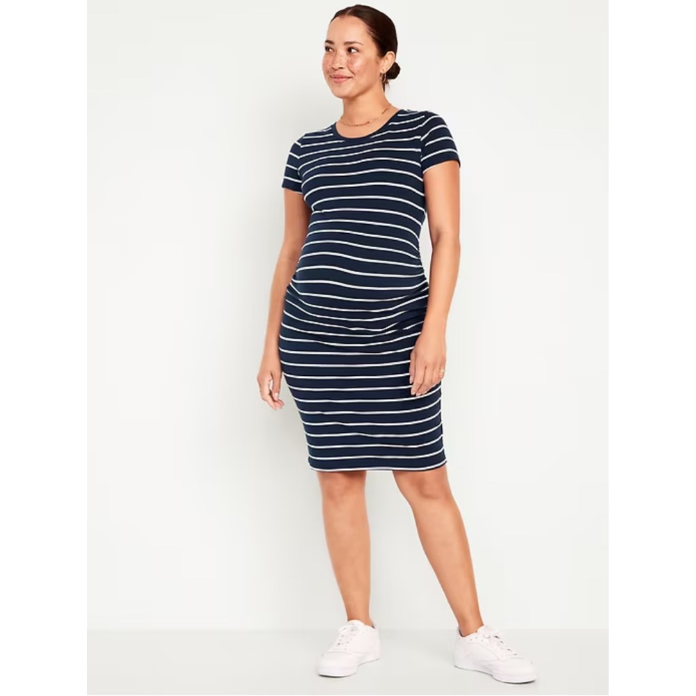 Old Navy Maternity Short-Sleeve Bodycon Dress in Navy Stripe
